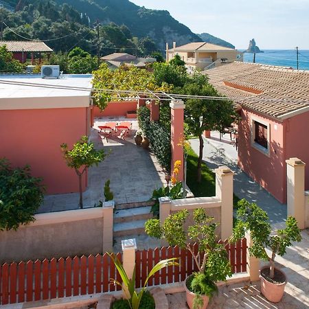 Amalia Cottages Агиос Гордиос Екстериор снимка