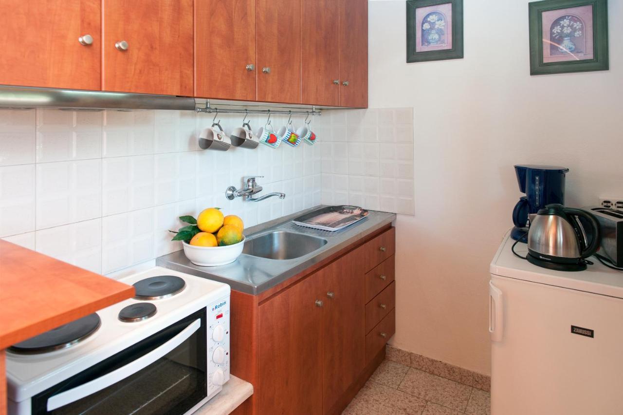Amalia Cottages Агиос Гордиос Екстериор снимка